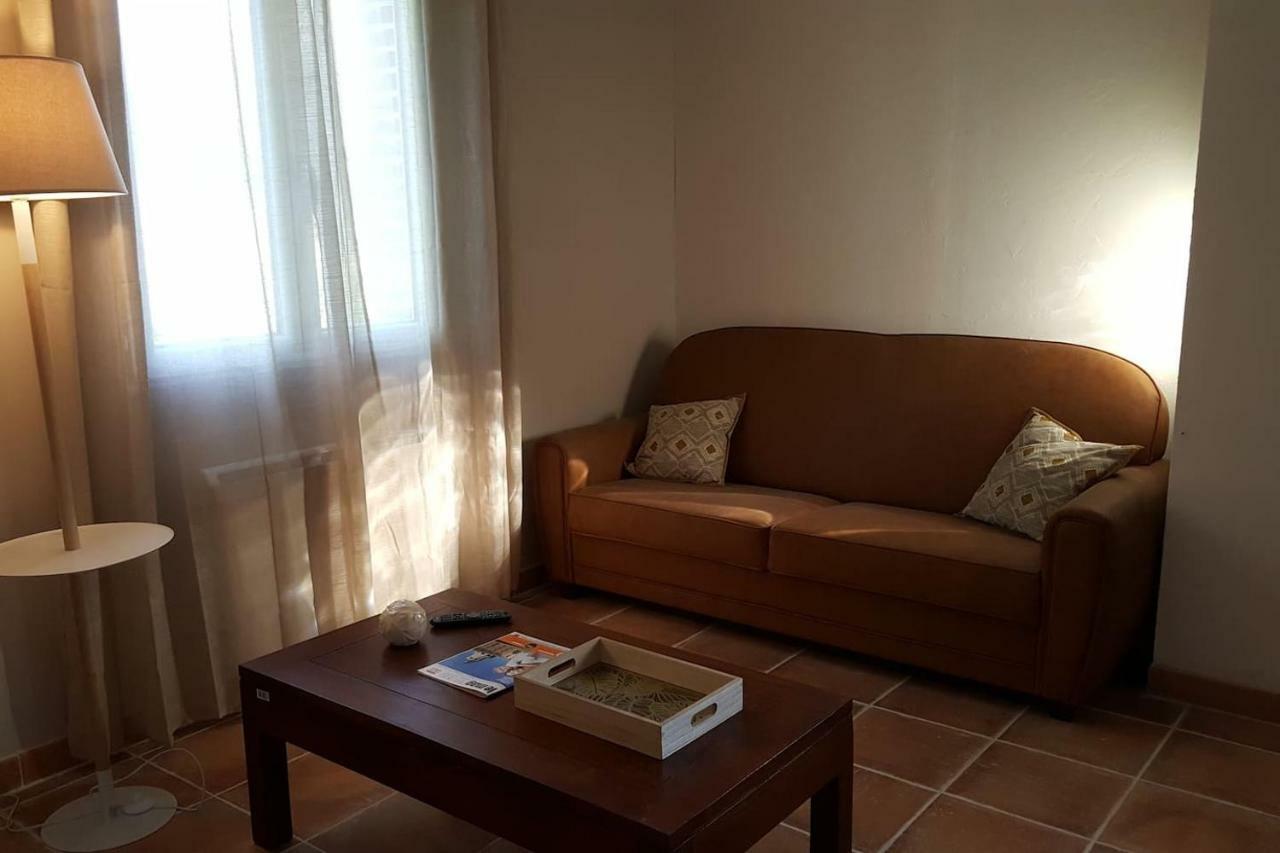 Logement Avec Piscine, Classe 3 Etoiles, De 42 M2 Tout Confort Au Calme Pour Un Couple 卡于扎克叙尔韦尔 外观 照片